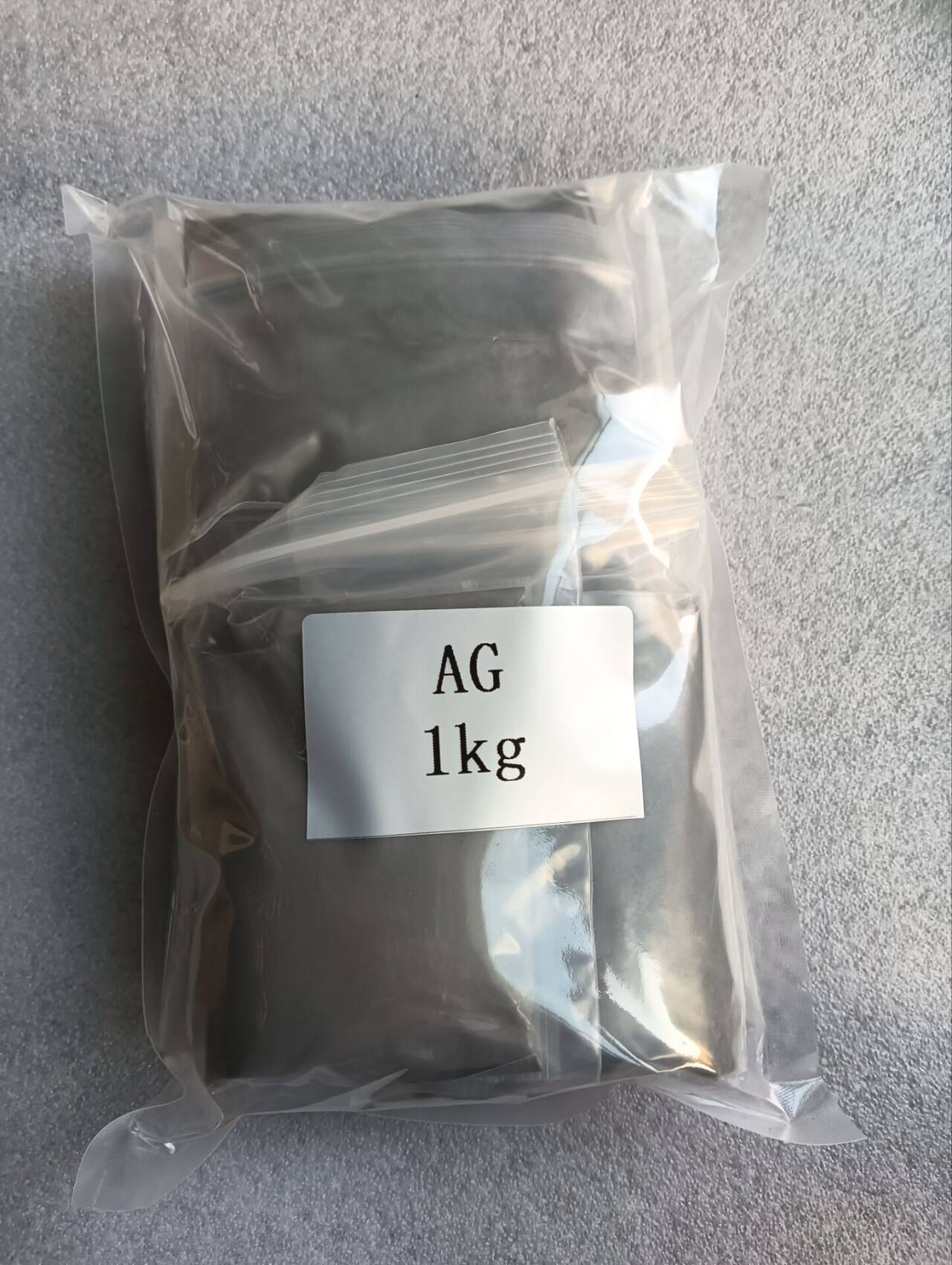 Anvendelse af ledningsevne, antibakterielle og katalytiske egenskaber ved nano sølvpulver